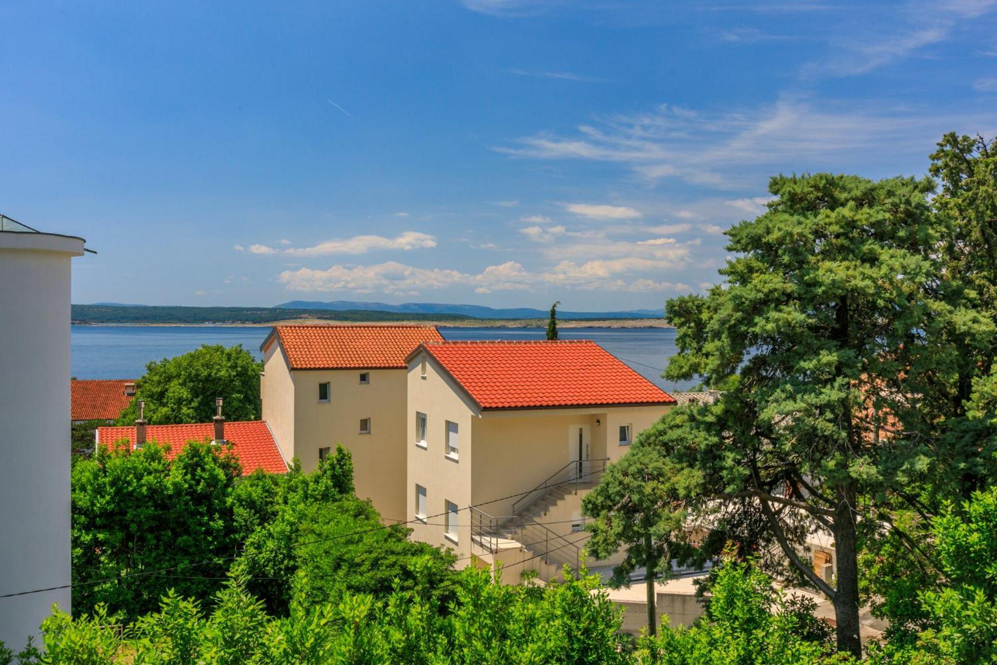 Podvezanec Apartment Dramalj Exterior photo